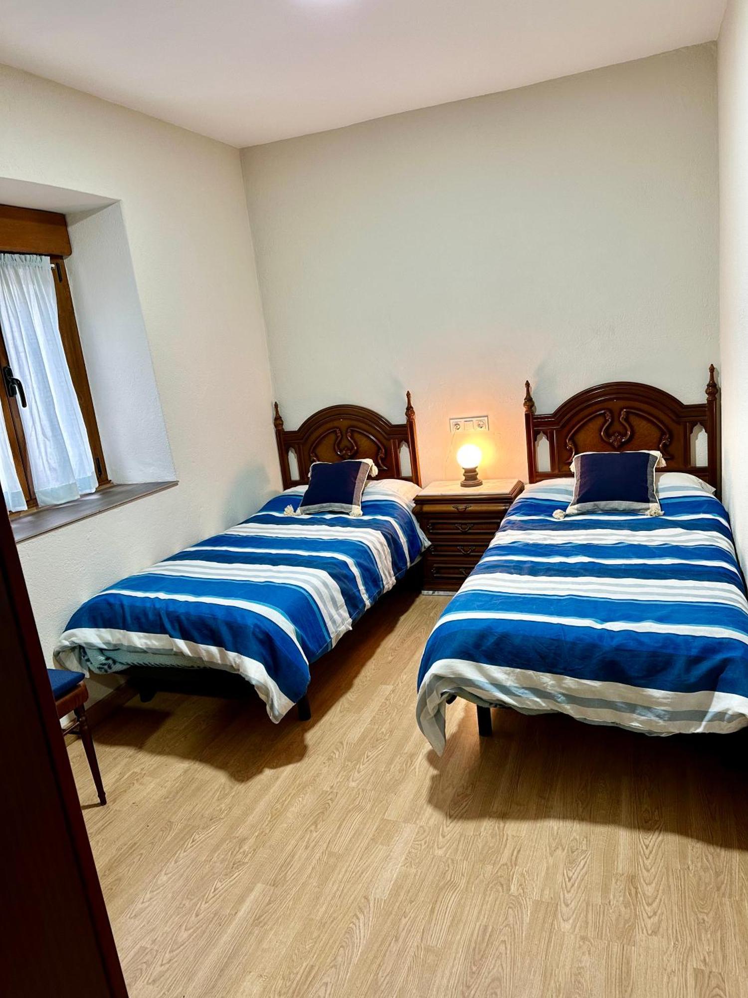 La Casa Del Maestro Villa Rabanal Bagian luar foto
